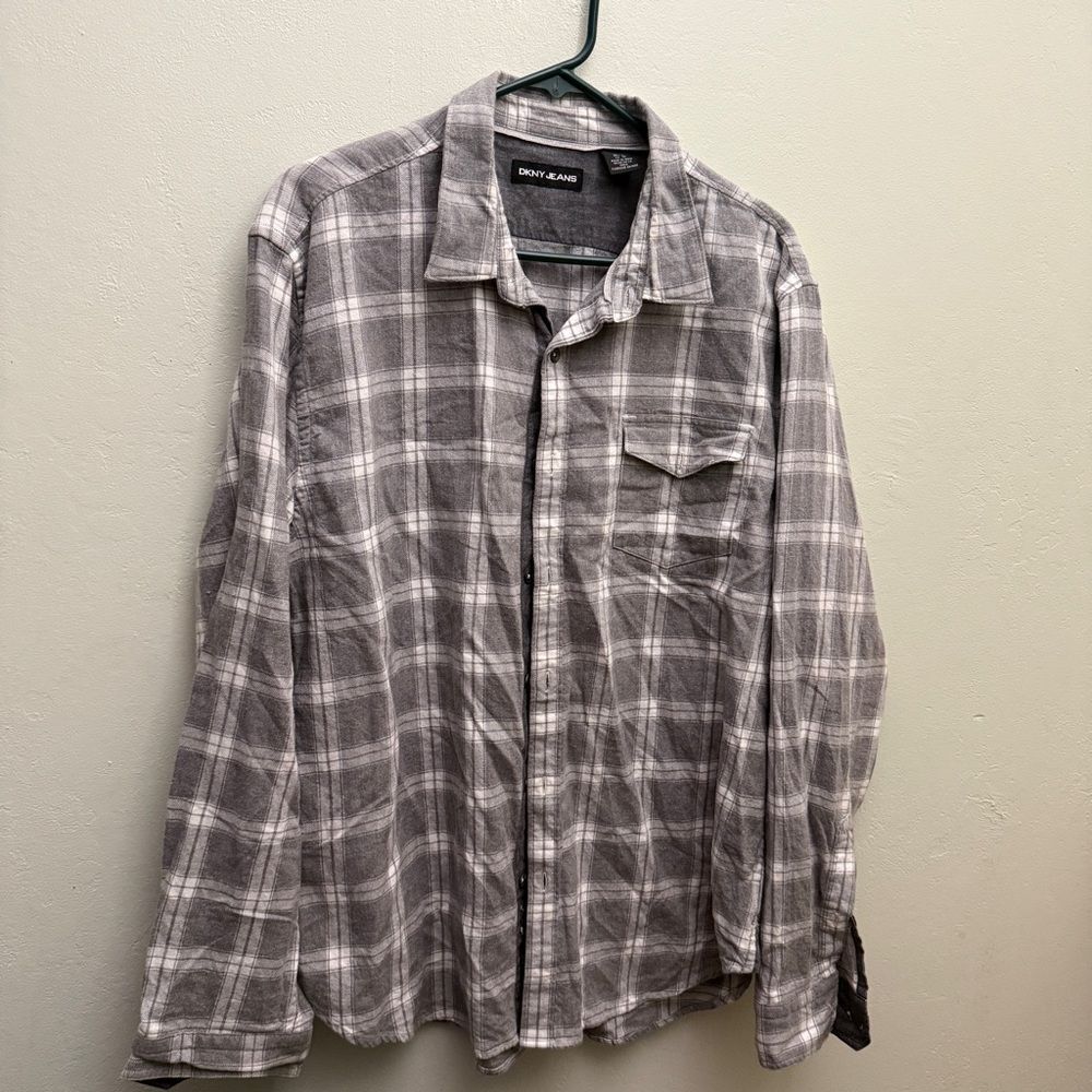 DKNY mens xl shirt Gray Plaid button up 1